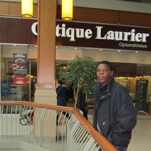 Meet your Posher, Vixama